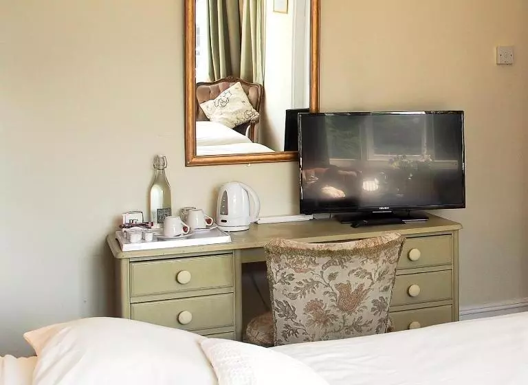 Pension Leaded Light Guest House