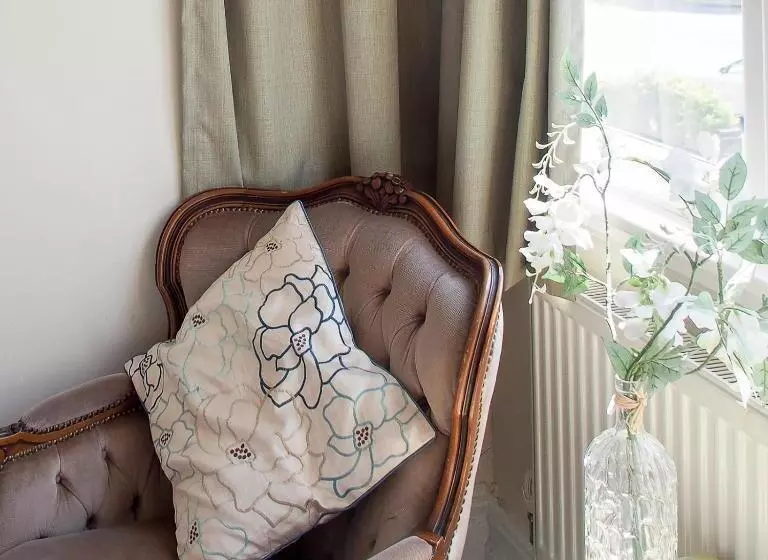 Pension Leaded Light Guest House