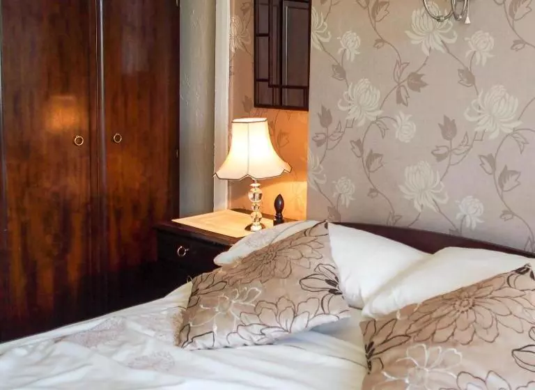 Pension Leaded Light Guest House