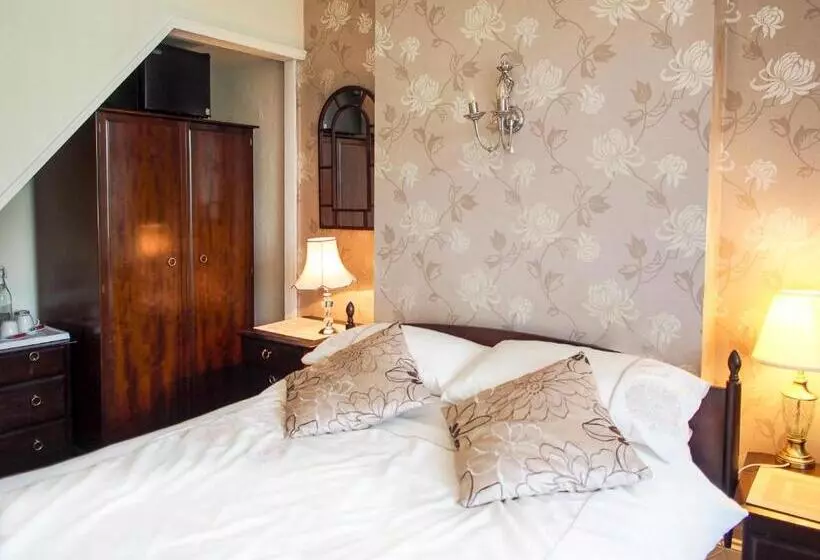 Pension Leaded Light Guest House