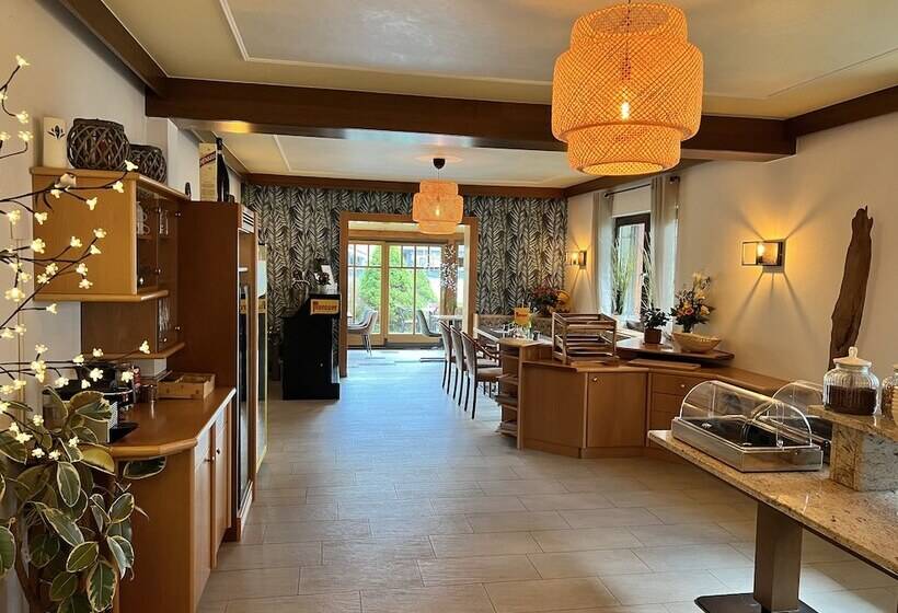 فندق Pension Lambrecht