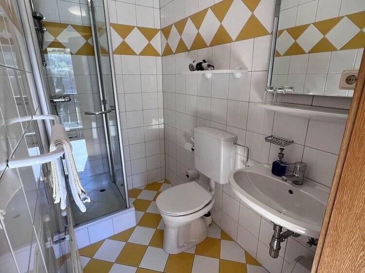 فندق Pension Lambrecht