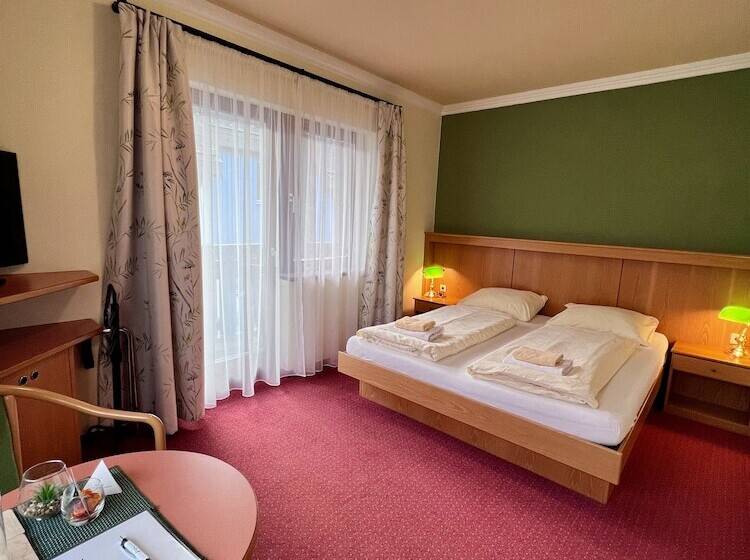 فندق Pension Lambrecht