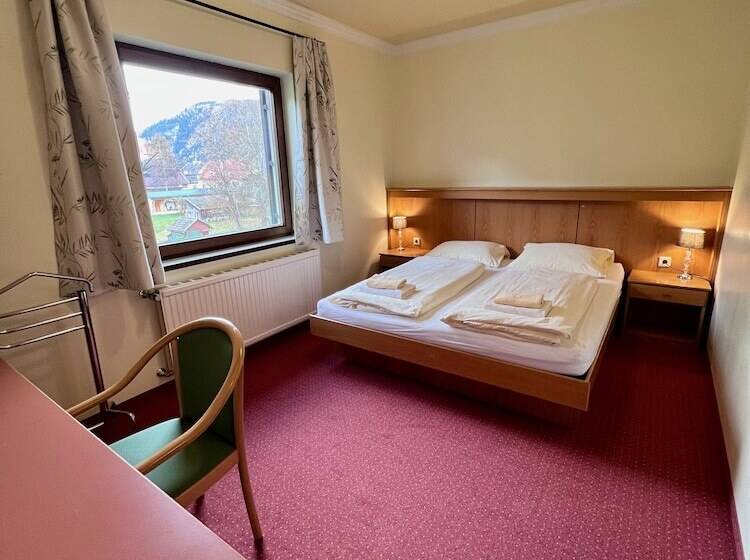 فندق Pension Lambrecht