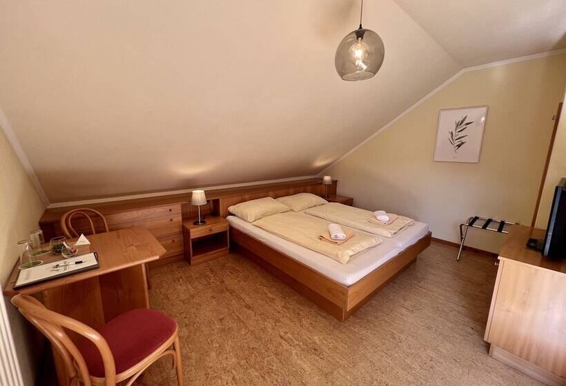 فندق Pension Lambrecht