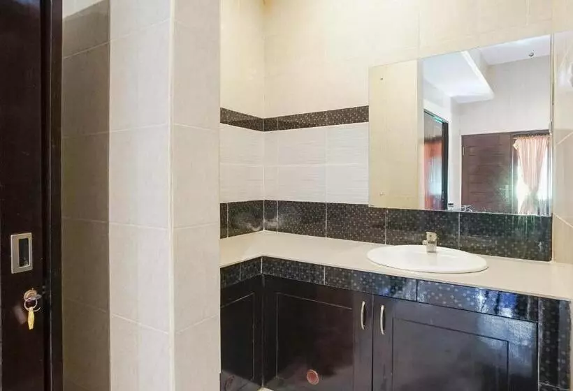 Majatalo Denays Guesthouse Jimbaran