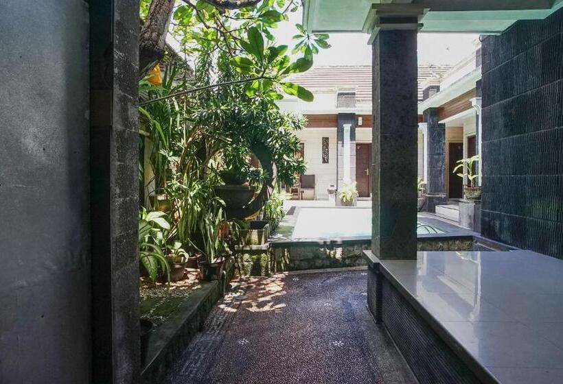 پانسیون Denays Guesthouse Jimbaran