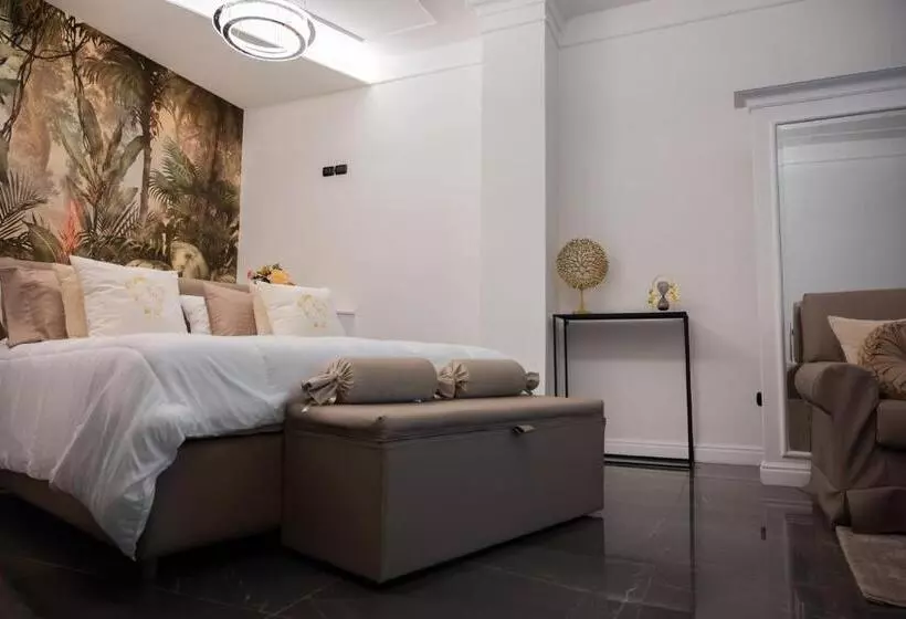 ベッドアンドブレックファースト Nm Luxury Suites