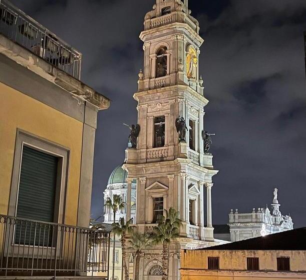 تختخواب و صبحانه Nm Luxury Suites