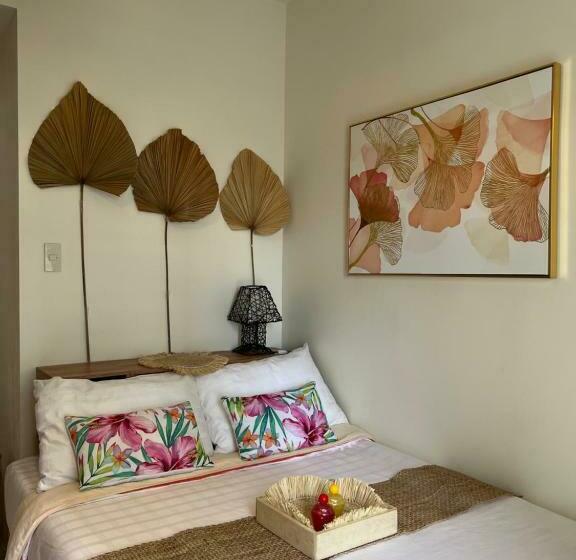 Brand New! Cozy Insperia Condo With Balcony And Samal Island View Beside Abreeza Mall