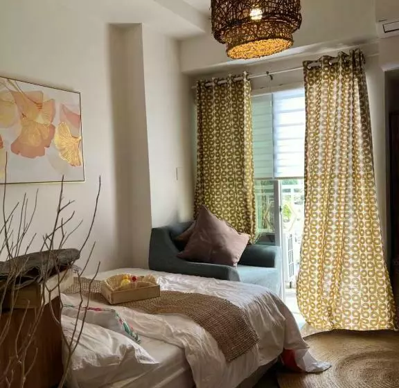 Brand New! Cozy Insperia Condo With Balcony And Samal Island View Beside Abreeza Mall