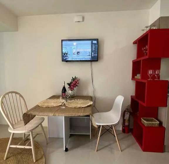 Brand New! Cozy Insperia Condo With Balcony And Samal Island View Beside Abreeza Mall