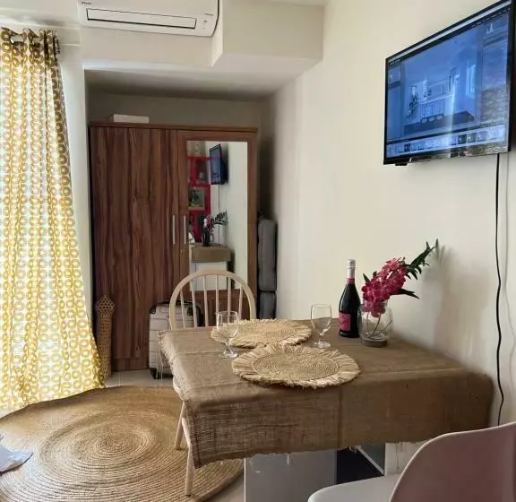 Brand New! Cozy Insperia Condo With Balcony And Samal Island View Beside Abreeza Mall