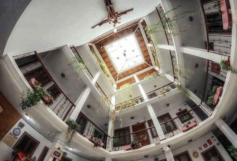 Aleros Hotel Boutique