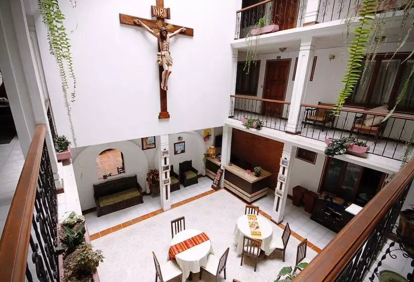 Aleros Hotel Boutique