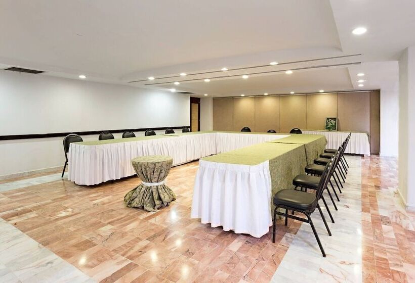 בית מלון כפרי Gamma Villahermosa Centro