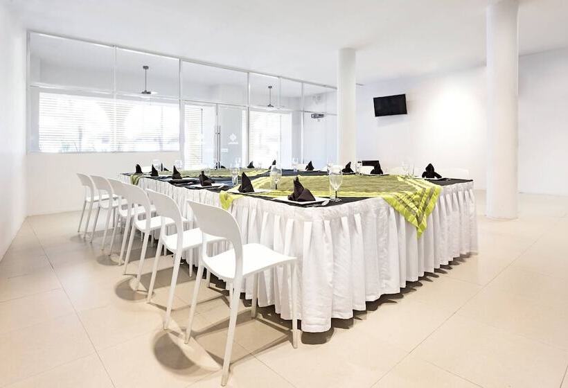 בית מלון כפרי Gamma Villahermosa Centro