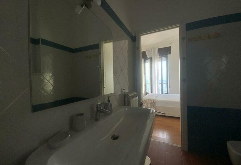 膳宿费 Il Gabbiano