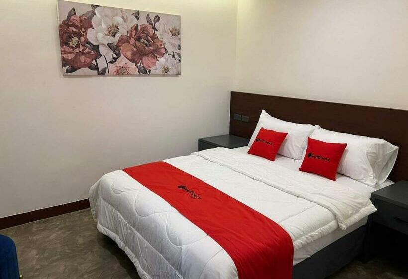 Reddoorz Plus @ Toshiko Boutique Hotel Koronadal City