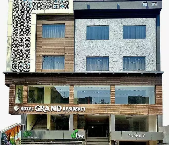 هتل Grand Residency