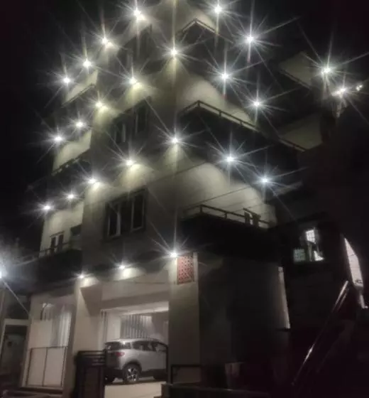 هتل Moshisnest Madurai