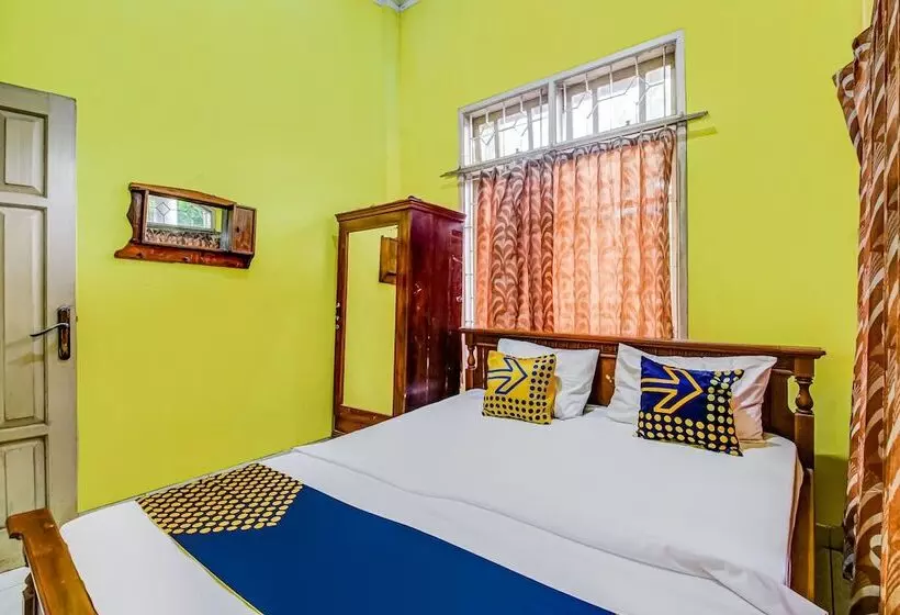 ホテル Oyo Homes 91124 Desa Wisata Kaso