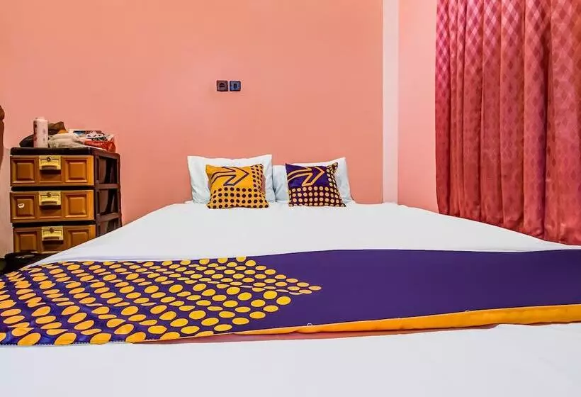 ホテル Oyo Homes 91124 Desa Wisata Kaso