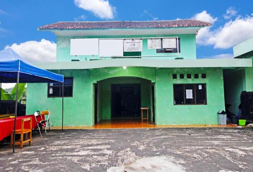 فندق Oyo Homes 91149 Desa Wisata Nangelasari