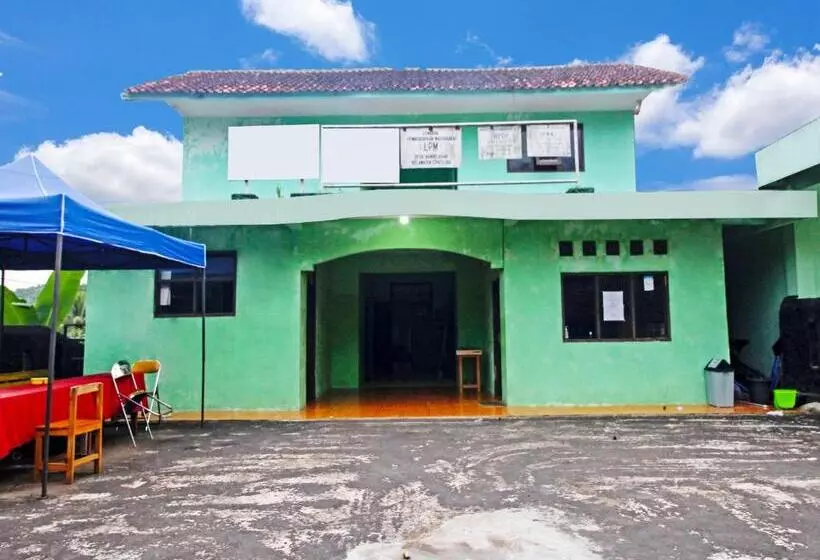 ホテル Oyo Homes 91149 Desa Wisata Nangelasari