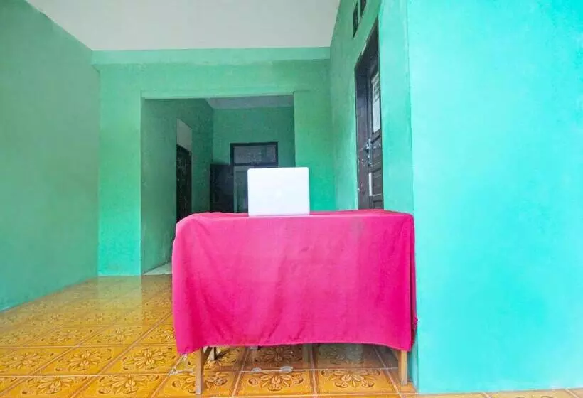 ホテル Oyo Homes 91149 Desa Wisata Nangelasari