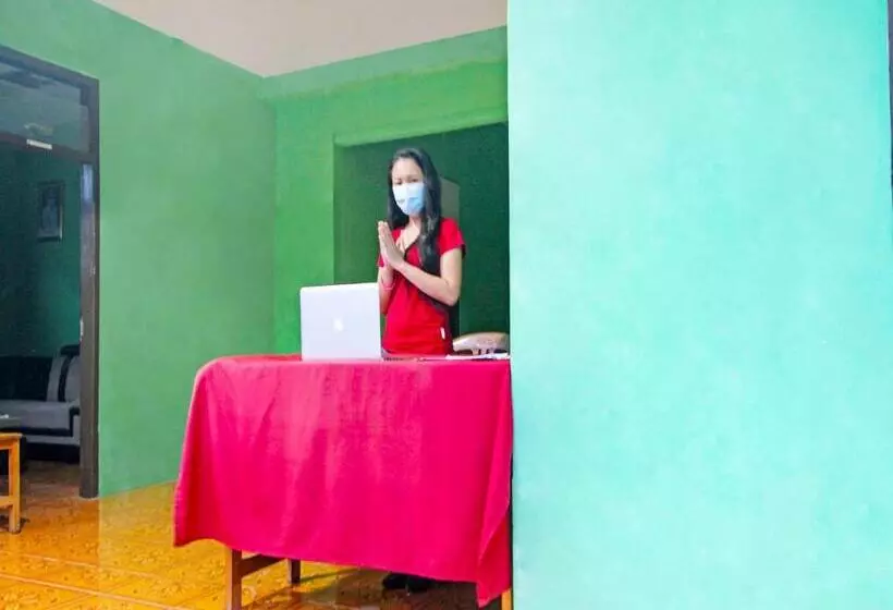 ホテル Oyo Homes 91149 Desa Wisata Nangelasari