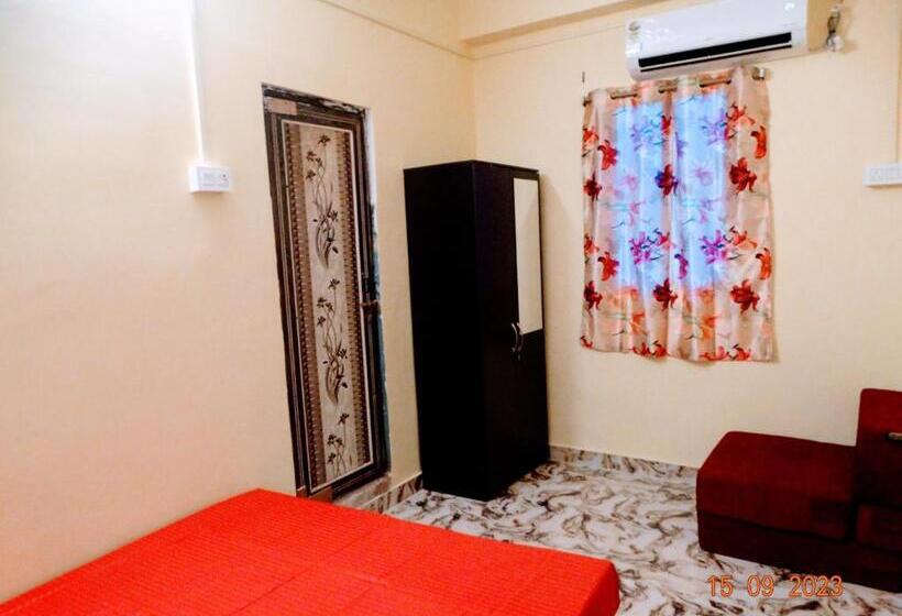 Shree Ram Sia Hotel And Banquets