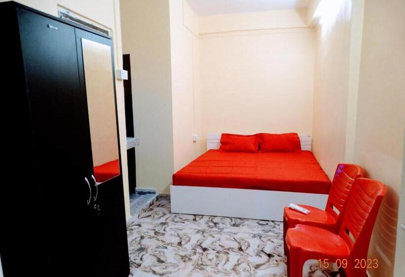 Shree Ram Sia Hotel And Banquets