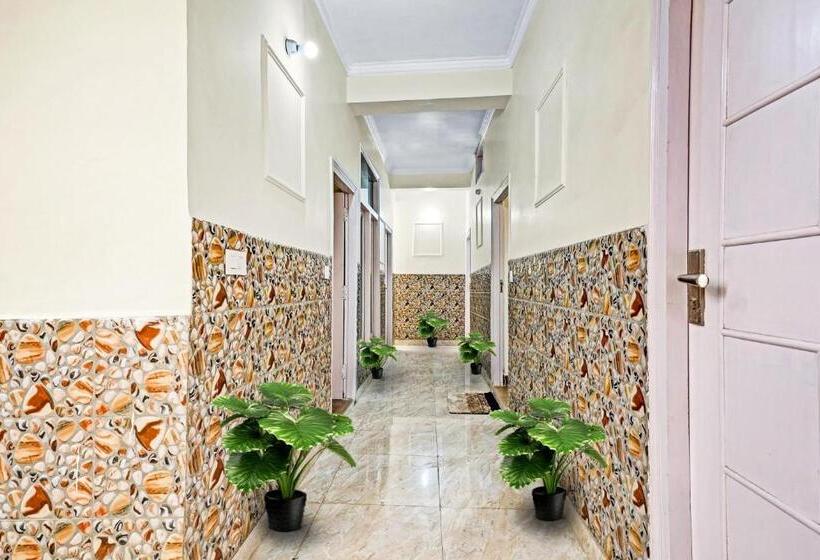 هتل Oyo Flagship 87763 Vasudev Inn