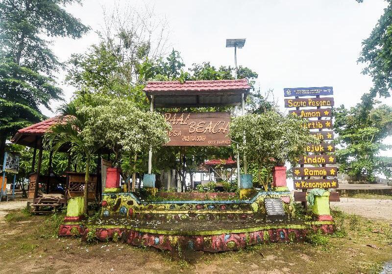 Hotell Oyo Homes 91101 Homesstay Desa Wisata Marinsow