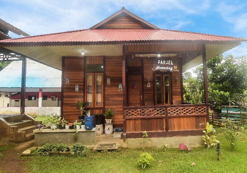 Hotell Oyo Homes 91101 Homesstay Desa Wisata Marinsow