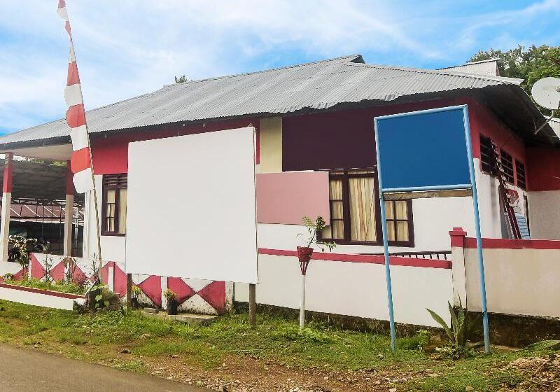 Hotell Oyo Homes 91101 Homesstay Desa Wisata Marinsow