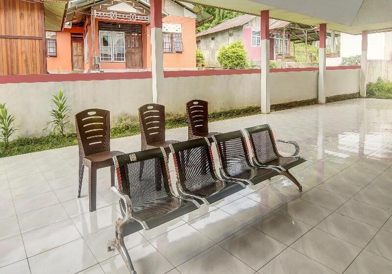 Hotell Oyo Homes 91101 Homesstay Desa Wisata Marinsow
