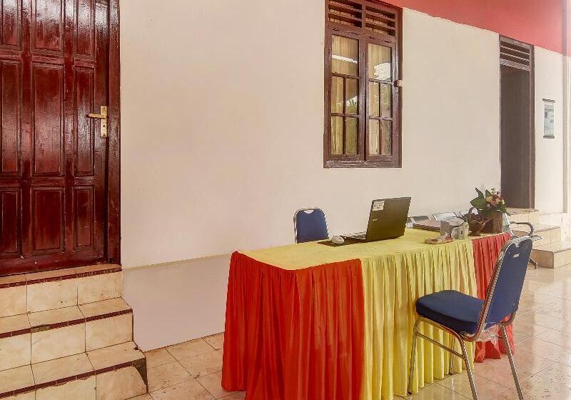 Hotell Oyo Homes 91101 Homesstay Desa Wisata Marinsow