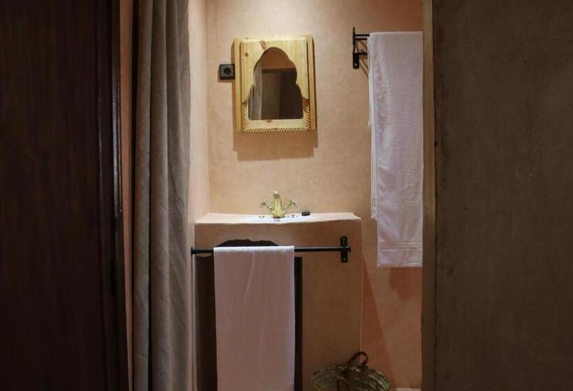 مبيت وإفطار Gîte Ait Lmaalam Chez Ahmed