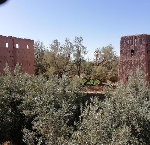 مبيت وإفطار Gîte Ait Lmaalam Chez Ahmed