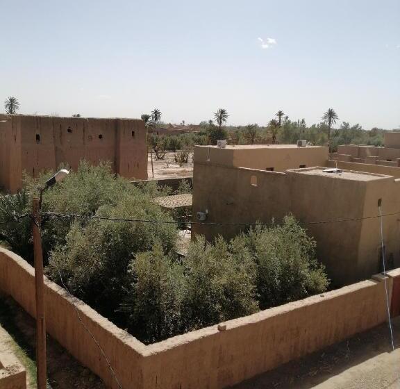 مبيت وإفطار Gîte Ait Lmaalam Chez Ahmed