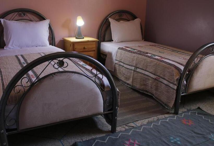 مبيت وإفطار Gîte Ait Lmaalam Chez Ahmed