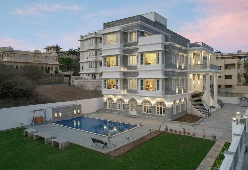 Отель Boheda Manor Luxury Retreat