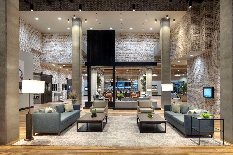 هتل Embassy Suites By Hilton Bowling Green