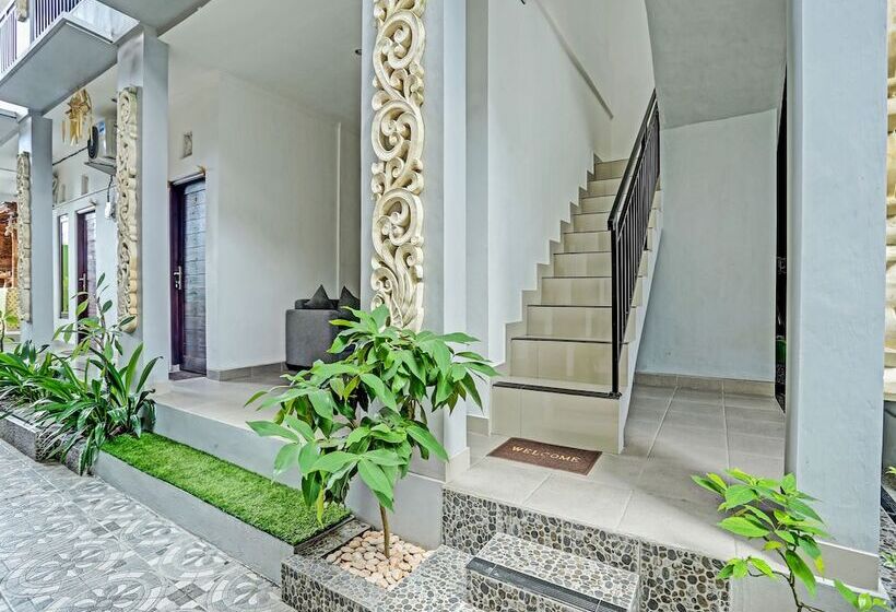 호텔 Oyo 91080 Kubu D&d Guesthouse