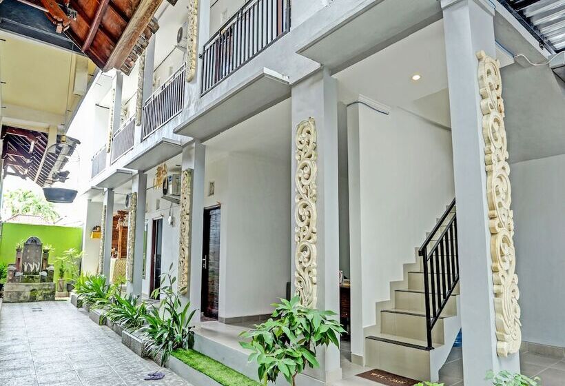 호텔 Oyo 91080 Kubu D&d Guesthouse