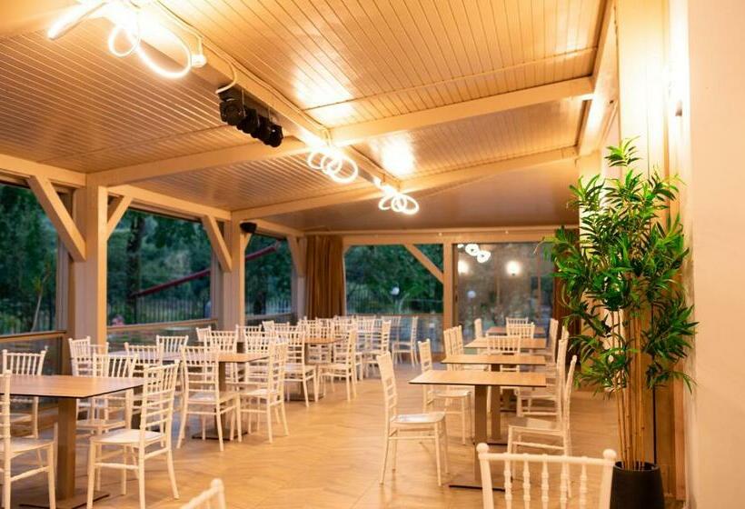 پانسیون Aqua Metropol