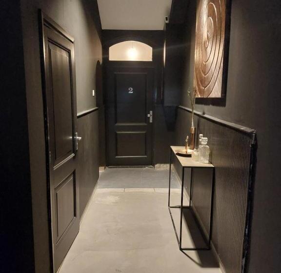 مبيت وإفطار Saya Boutique