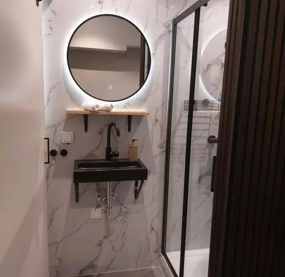 Aamiaismajoitus (B&B) Saya Boutique
